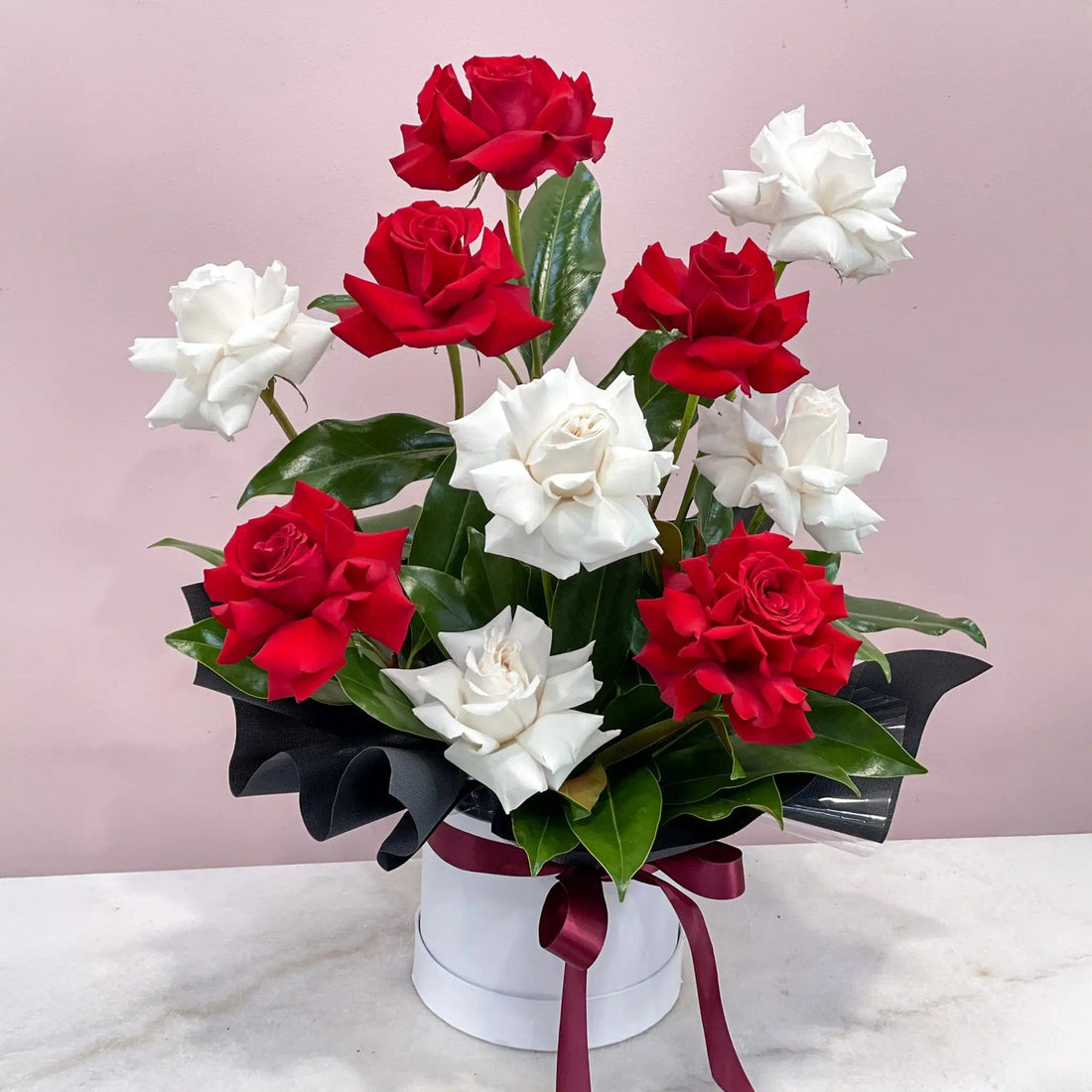 Enduring Romance Red &amp; White Rose Hatbox - Perfect for Anniversaries